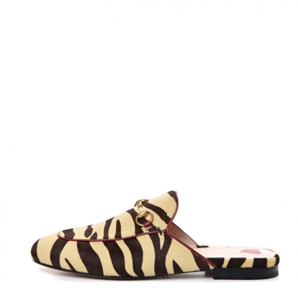 GUCCI. 🚫SOLD 🚫
Calf Hair Princetown Slippers.